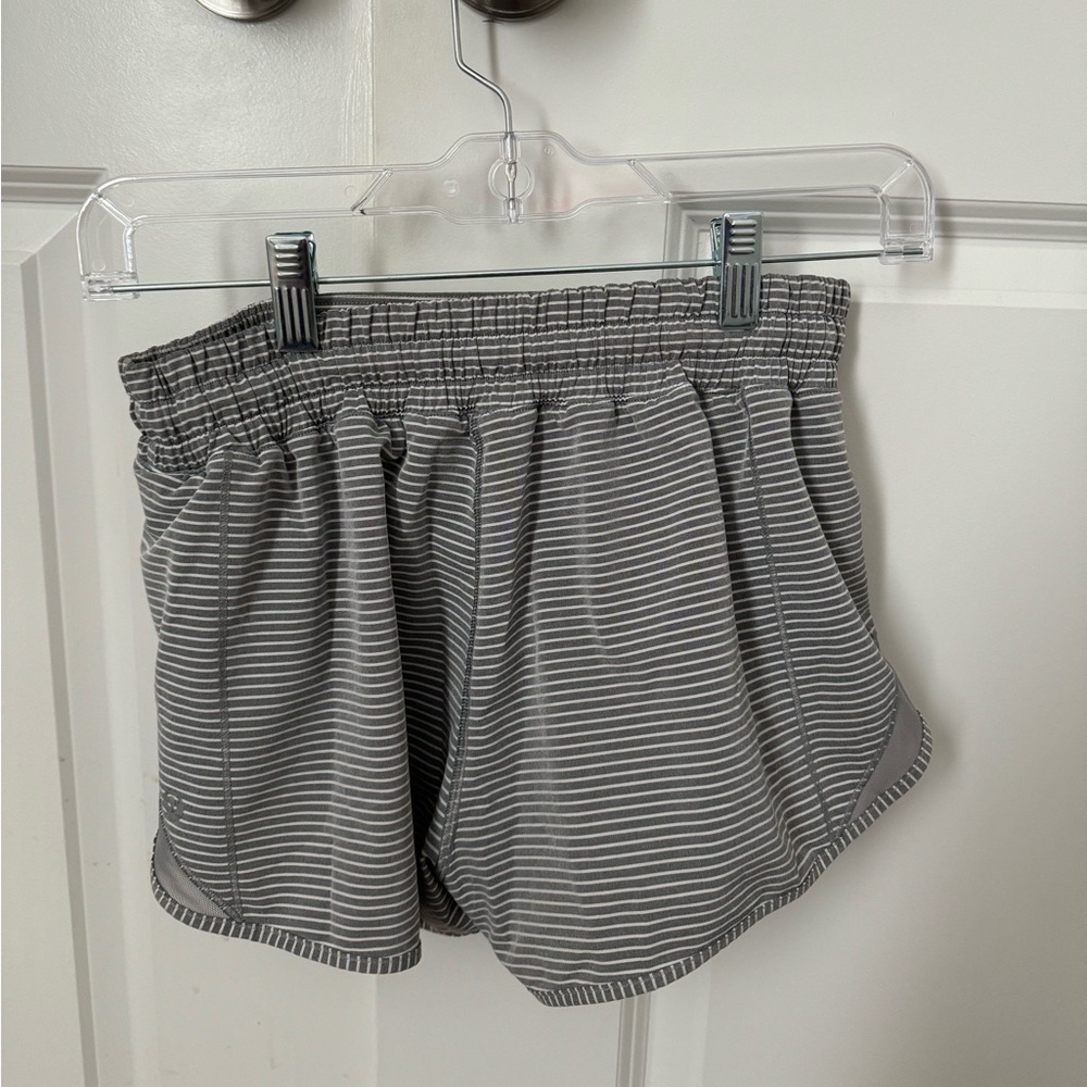 Lululemon Hotty Hot Shorts Size 4